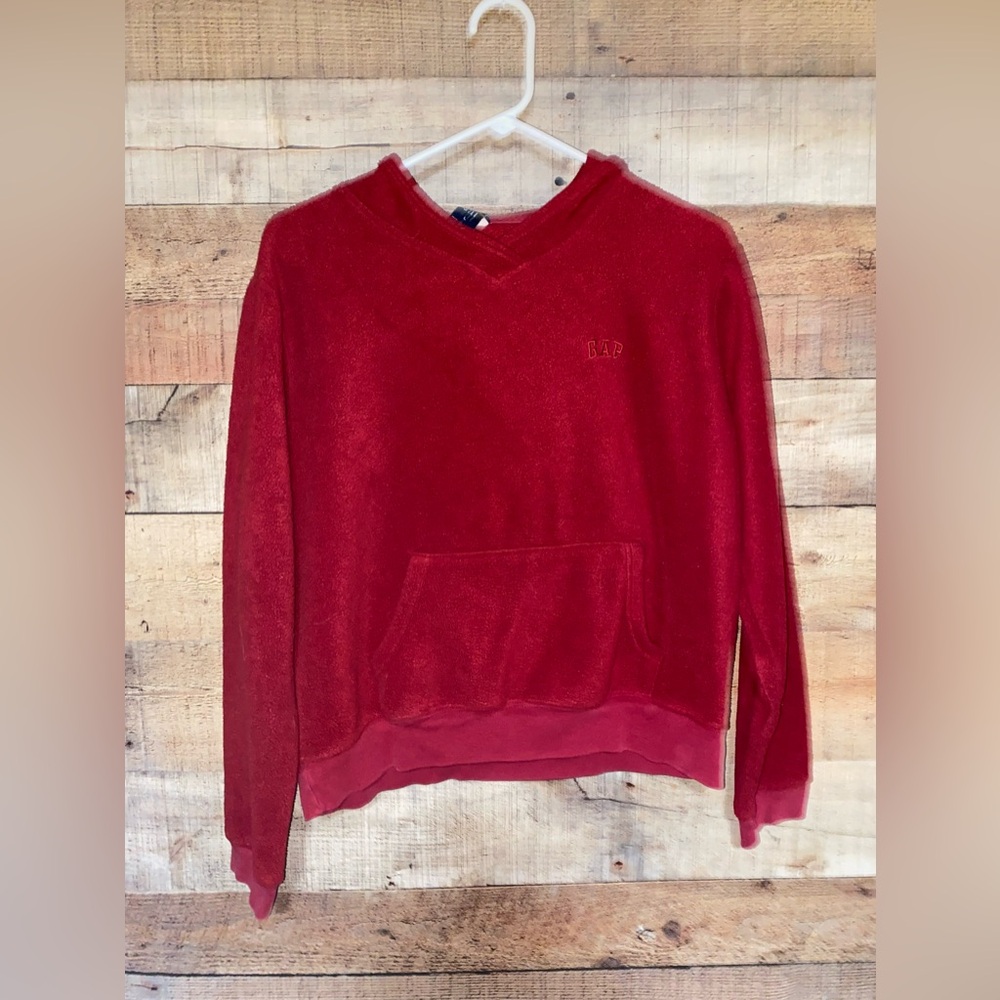 Red Gap hooded sweater size large